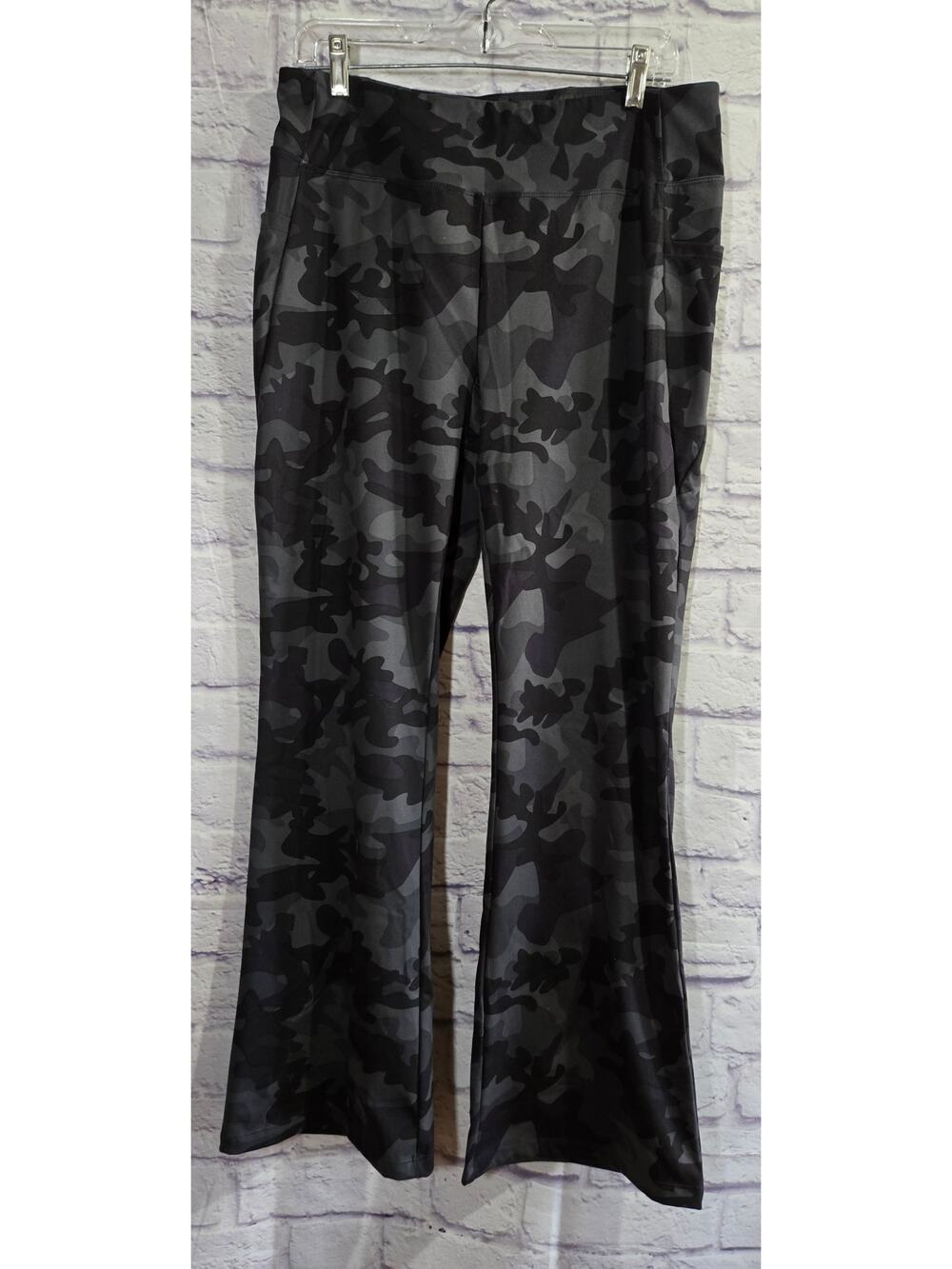 Firstway Black Gray Camo Bell Bottom Women Leggings XL Stretch Pockets